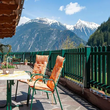 In Near Lift * Mayrhofen