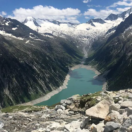 In Near Lift Apartment *